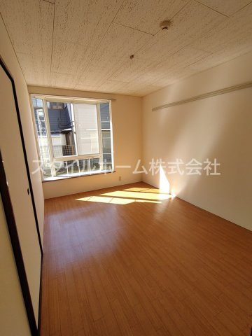 【居間・リビング】 | ファミール東