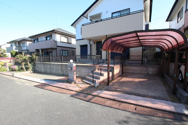 美咲が丘３丁目戸建の駐車場