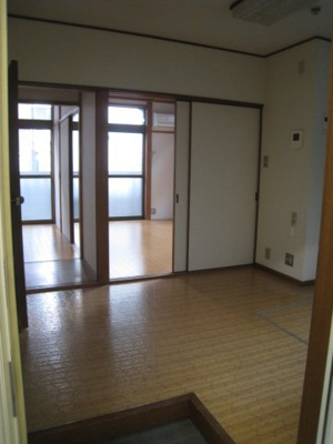 【居間・リビング】 | コーポ吉田 | ※写真は以前のものです。最新のものは近日中に掲載いたします。