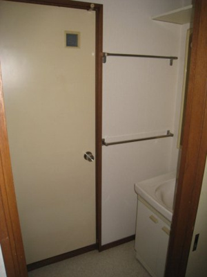 【洗面所】 | コーポ吉田 | ※写真は以前のものです。最新のものは近日中に掲載いたします。