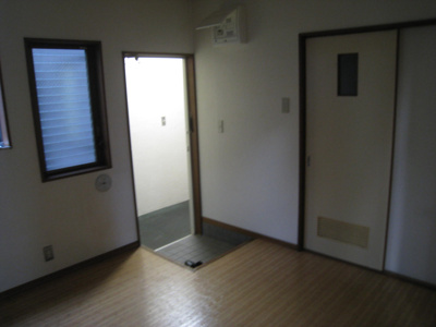 【玄関】 | コーポ吉田 | ※写真は以前のものです。最新のものは近日中に掲載いたします。