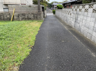 【前面道路含む現地写真】