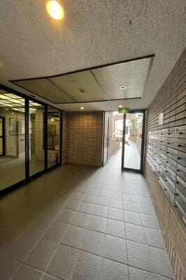 【エントランス】 | ナビシティ徳川I　★仲介手数料無料★　東白壁小学校　冨士中学校 | リノベーション済み。
保証付きマンションです。
