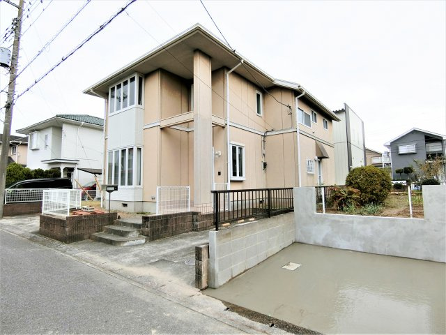 緑ヶ丘長井貸家