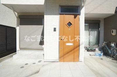 【エントランス】 | タウンハウス辻町