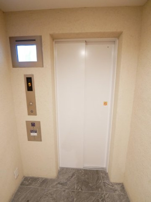 【エントランス】 | ヴィラスタジオーネ御所南 | エレベーター