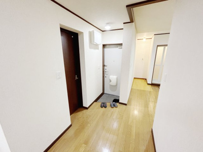 【玄関】 | いずみ壱番館