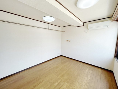 【居間・リビング】 | いずみ壱番館