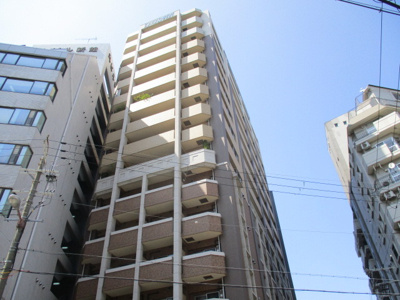 【外観】 | プレサンス新大阪ステーションフロント | 分譲マンションらしい重厚感です