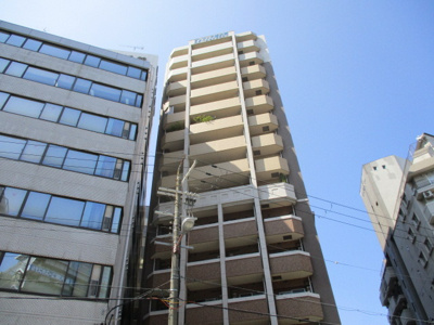 【外観】 | プレサンス新大阪ステーションフロント | 分譲マンションらしい重厚感です