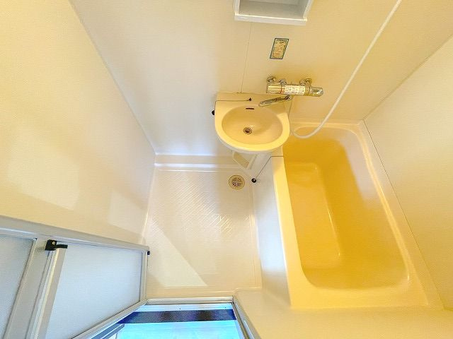 シティーライフ21比島の浴室|落ち着いた空間のお風呂です