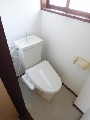 【トイレ】 | コーポ・M・TRY | ゆったりとした空間のトイレです