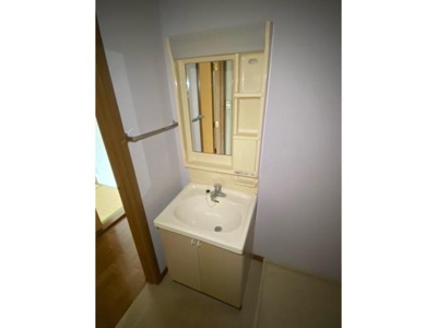 【洗面所】 | ファルコン壬生 | 使いやすい洗面所です