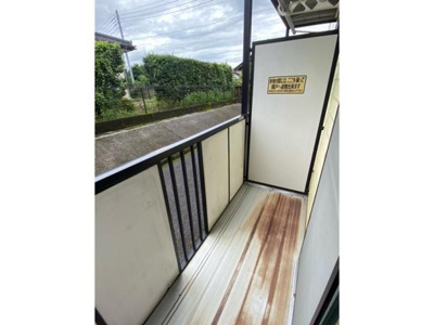 【バルコニー】 | ファルコン壬生 | 陽当たり良好なバルコニーです