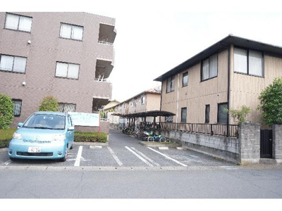 【駐車場】 | サンロード岡本 | 駐車場