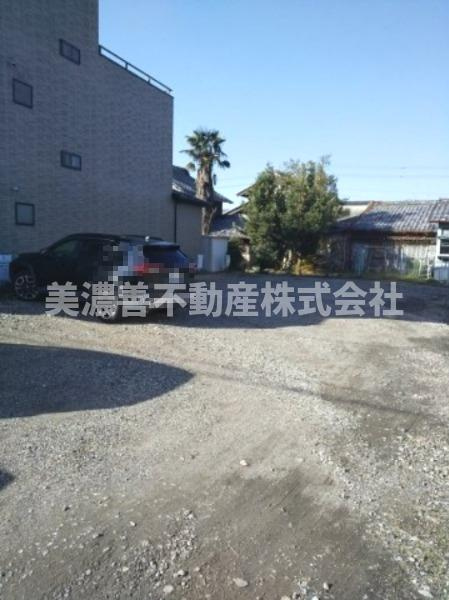 ５７６２２　岐阜市長良友瀬土地の外観