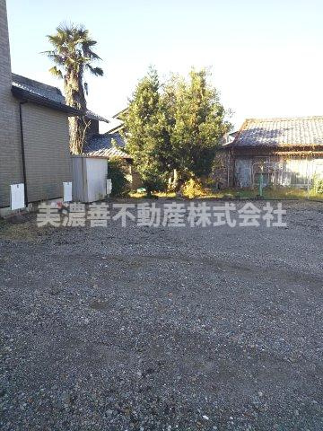 ５７６２２　岐阜市長良友瀬土地の外観