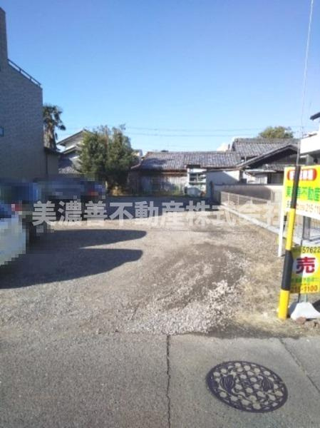 ５７６２２　岐阜市長良友瀬土地の外観