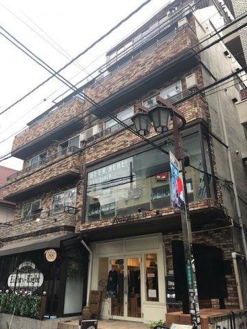 ヴィラ・メトロポリスの外観