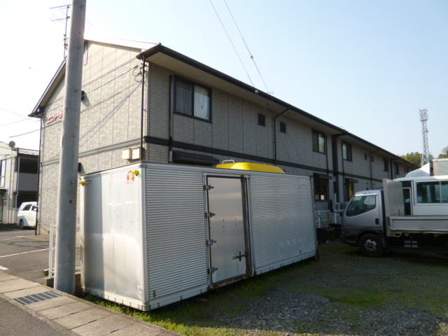 都窪郡早島町早島のアパートの外観