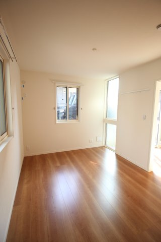 ルミナスクレストの居間・リビング