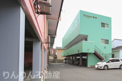 【外観】 | クレスト新浜C | 落ち着いた雰囲気の外観です