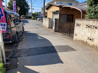 【前面道路含む現地写真】