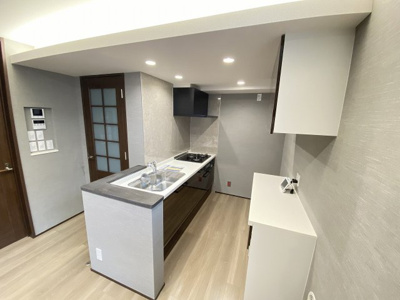 【キッチン】 | サンセイ・マンションⅧ【SHM】 | 3口/グリル付きシステムキッチンです☆