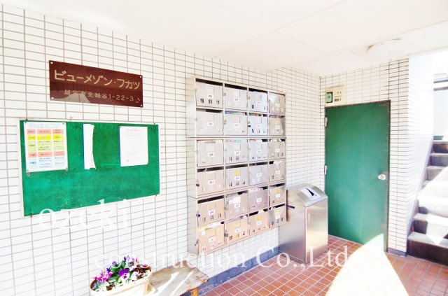 ビューメゾン・フカツのエントランス