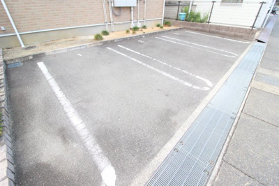 【その他共用部分】 | エスポワール(八尾木北) | 駐車場