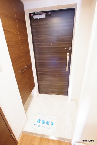 プランドール新大阪SOUTHレジデンス　仲介手数料無料の玄関