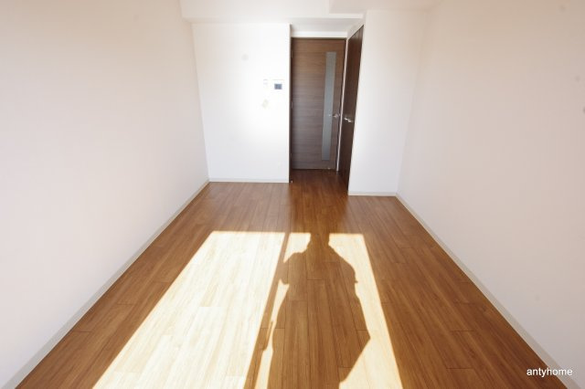 プランドール新大阪SOUTHレジデンス　仲介手数料無料の居間・リビング