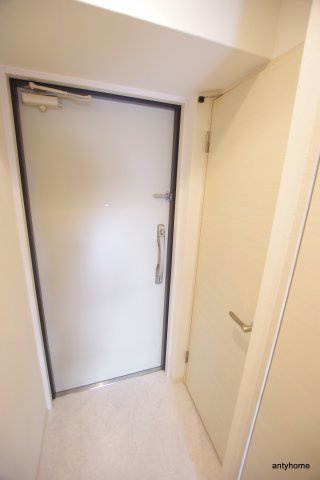 リッツ新大阪　仲介手数料無料の玄関