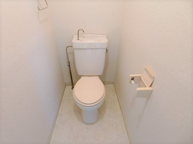 ローズシャトル1号館のトイレ