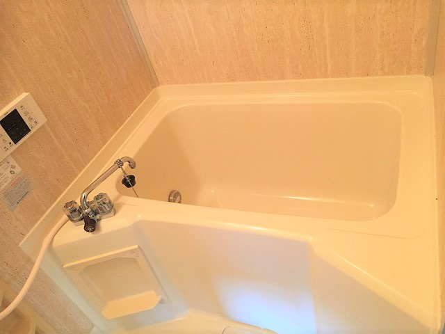 ローズシャトル1号館の浴室