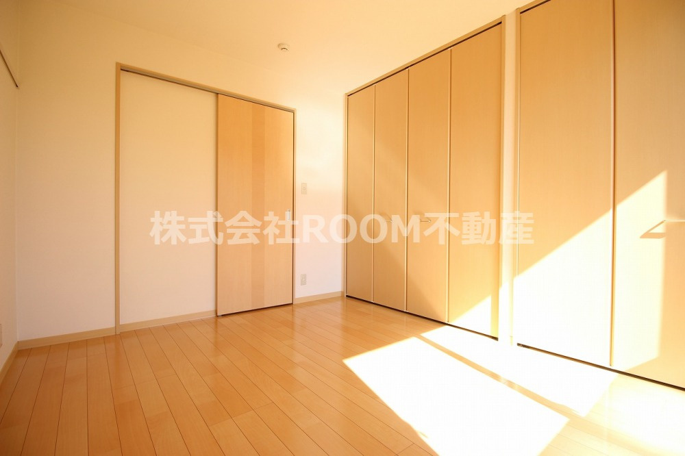 オーセンティック弐番館の居間・リビング