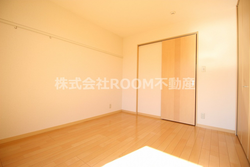 オーセンティック弐番館の居間・リビング