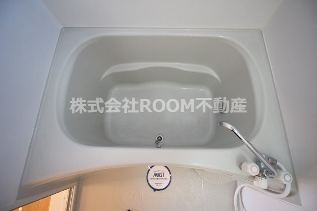 オーセンティック弐番館の浴室