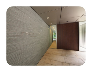 【エントランス】 | ゆとりのあるエントランスです