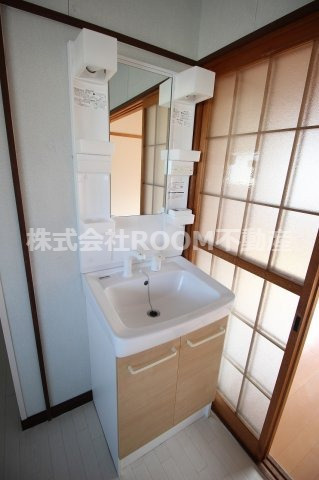 ドギーピープルの独立洗面台