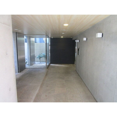 【エントランス】 | GC目白（ジーシー目白）