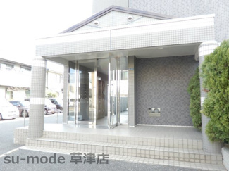 【エントランス】