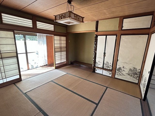 各務原市鵜沼羽場町6丁目の和室