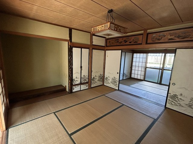 各務原市鵜沼羽場町6丁目の和室