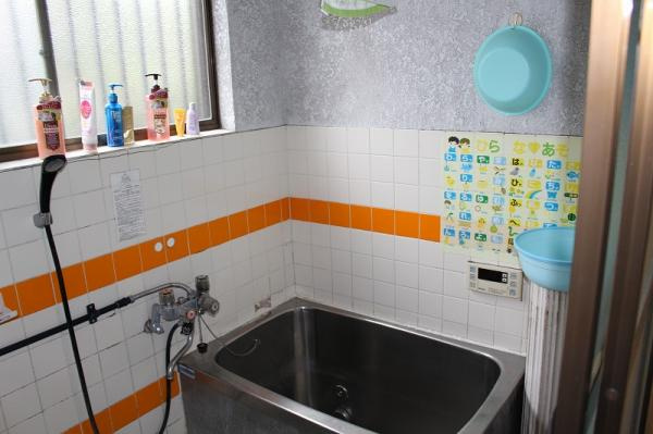  | 各務原市川島小網町　5DＫ+離れ+倉庫