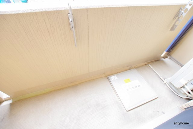 プレサンス天満ステーションフロント　仲介手数料無料のバルコニー