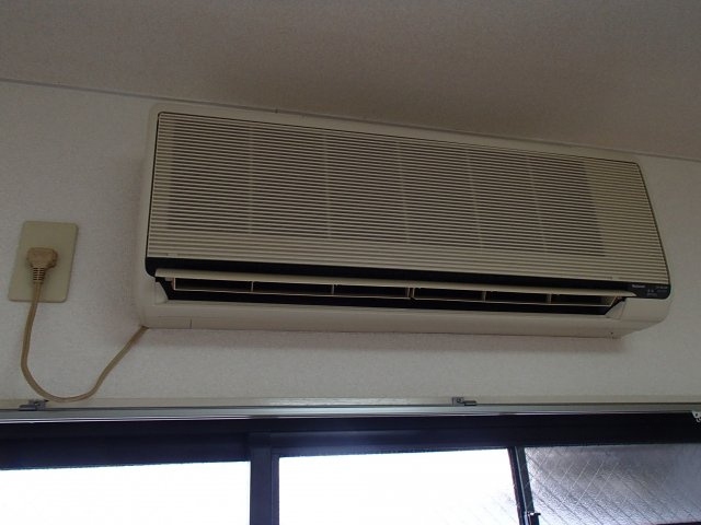 【設備】 | 南上小阪ホワイトハイツ | エアコン