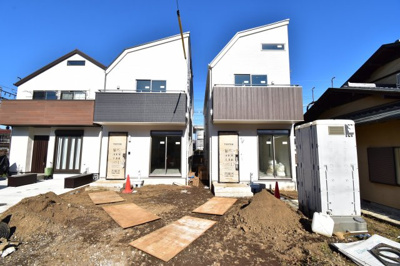 【外観】 | 府中市白糸台　新築戸建 | 4号棟・5号棟　間もなく完成です