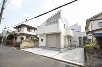 【外観】 | 閑静な住宅街で落ち着いた雰囲気です。お客様のご都合でいつでもご内覧可能で御座います。
