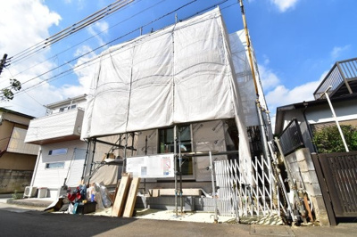 【外観】 | 調布市下石原第6 | 太陽の恩恵を存分に受けられる邸宅。住まうご家族の心地よさを最優先した意匠をご体感下さい。